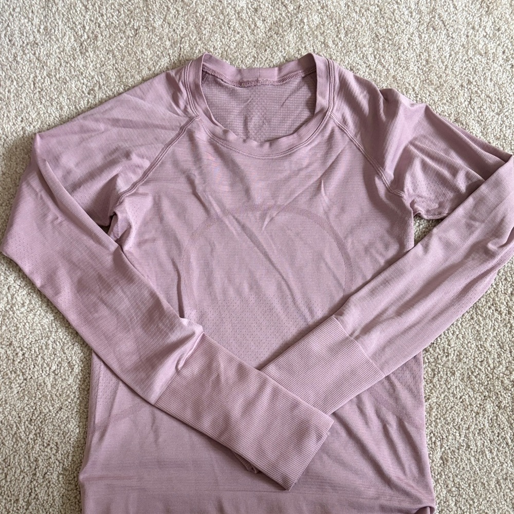 LULULEMON RACE LENGTH SWIFTLY TEC TOP